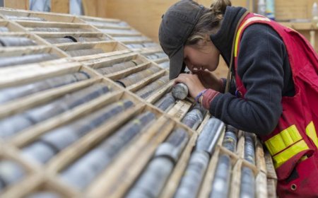 Snowline assays show Rogue gold extends hundreds of metres deep