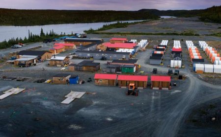 Gold juniors Nighthawk, Moneta to gain heft with all-share merger