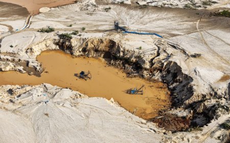 Search underway in Peru for trapped workers at small gold mine