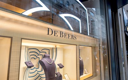 Anglo starts talks with banks on possible De Beers IPO