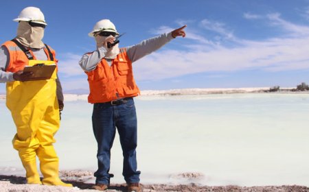 Chile’s leftist presidential hopefuls spar over SQM-Codelco deal