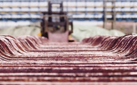 Trafigura flags trading headwinds as payouts outstrip profit